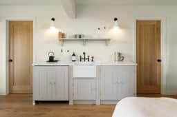 Farm House Sanctuary - Image 4