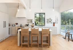 Farm House Sanctuary - Image 3