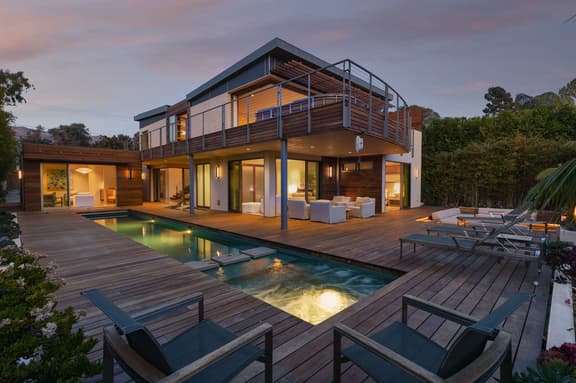 Butterfly Beach Villa - Image 1