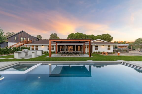 Los Olivos Ranch Retreat - Image 1